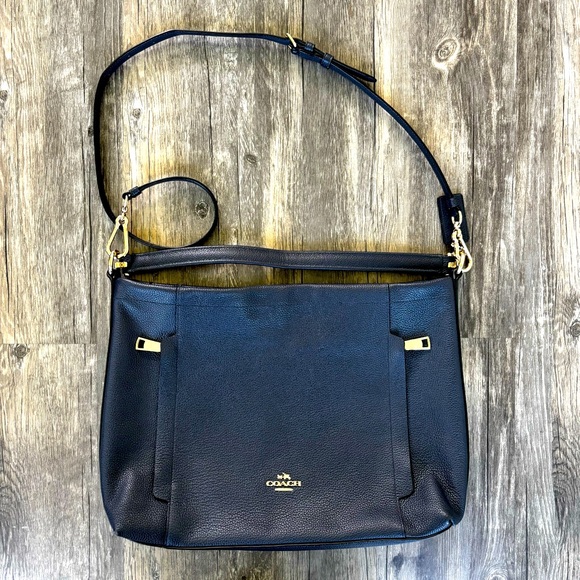 Coach Scout Hobo Bag Purse with Crossbody Strap (Gold Hardware) - Picture 1 of 6
